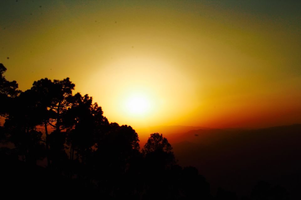 Photo of That one reason why you should be a tripper...!! Yes we travel!! 4/31 by Achal Gupta
