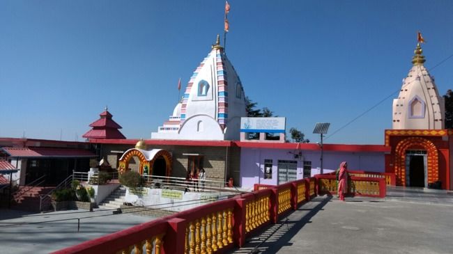 Photo of Naina Devi, Himachal Pradesh, India by rahul raina