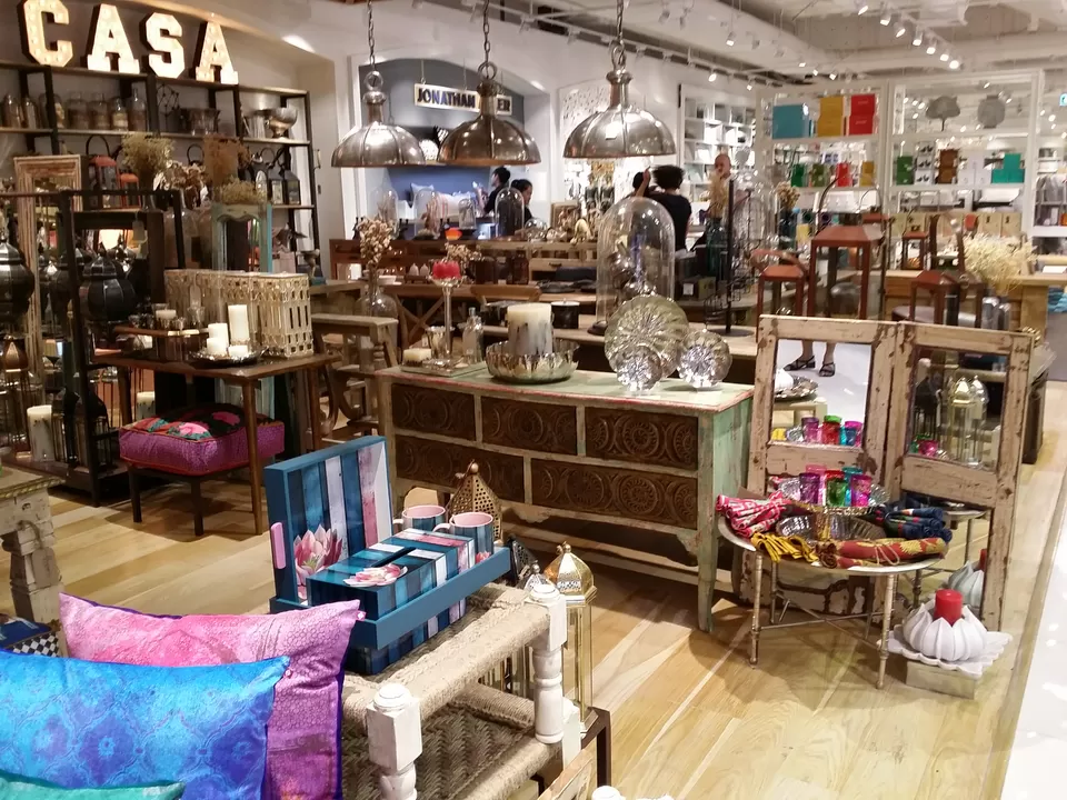 Photo of Sukhumvit Road Bangkok Thailand by Priya Ray Chaudhuri