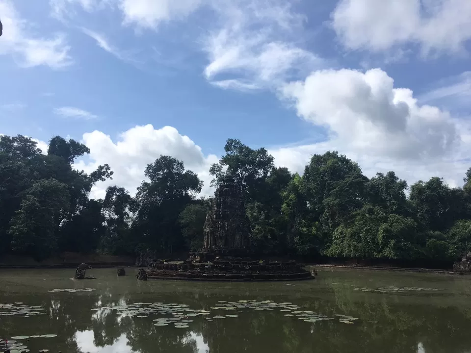 Photo of Neak Pean, Krong Siem Reap, Siem Reap Province, Cambodia by Priya Ray Chaudhuri