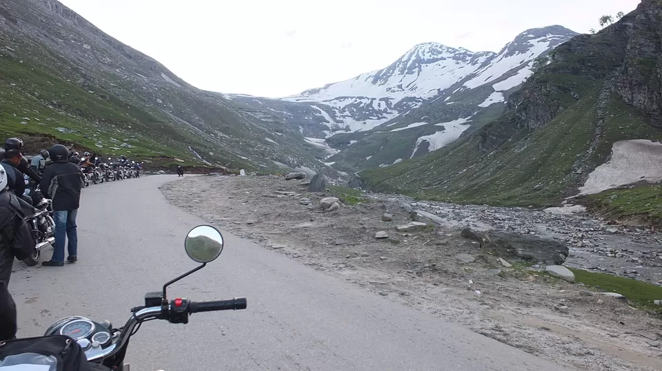 Photo of Rohtang La, Himachal Pradesh, India by shishir gowda