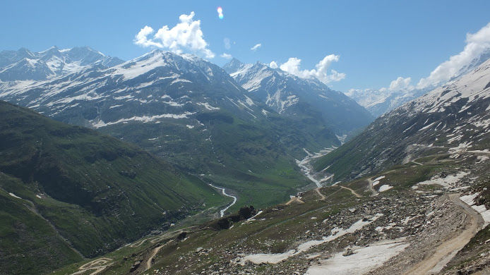 Photo of Rohtang La, Himachal Pradesh, India by shishir gowda