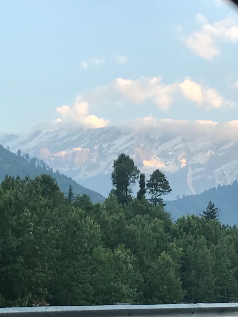Photo of Manali, Himachal Pradesh, India by Yoganand