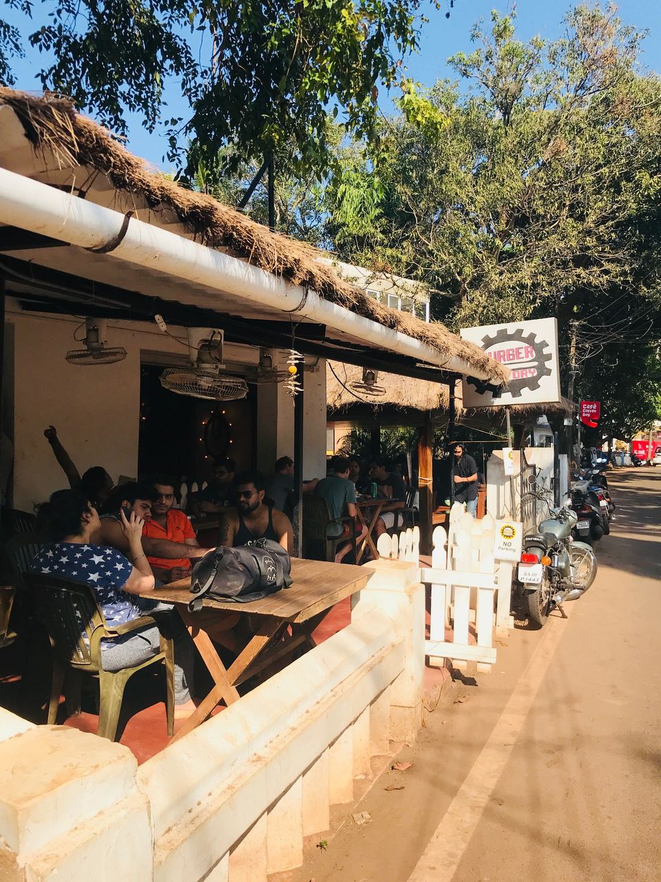 Photo of Burger Factory, Anjuna Mapusa Road, Soranto, Gumal Vaddo, Anjuna, Goa, India by Yoganand