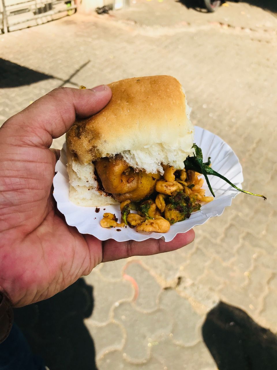 Photo of Ashok Vada Pav, Kashinath Dhuru Marg, Near Kirti college, Dadar West, Dadar, Mumbai, Maharashtra, India by Yoganand