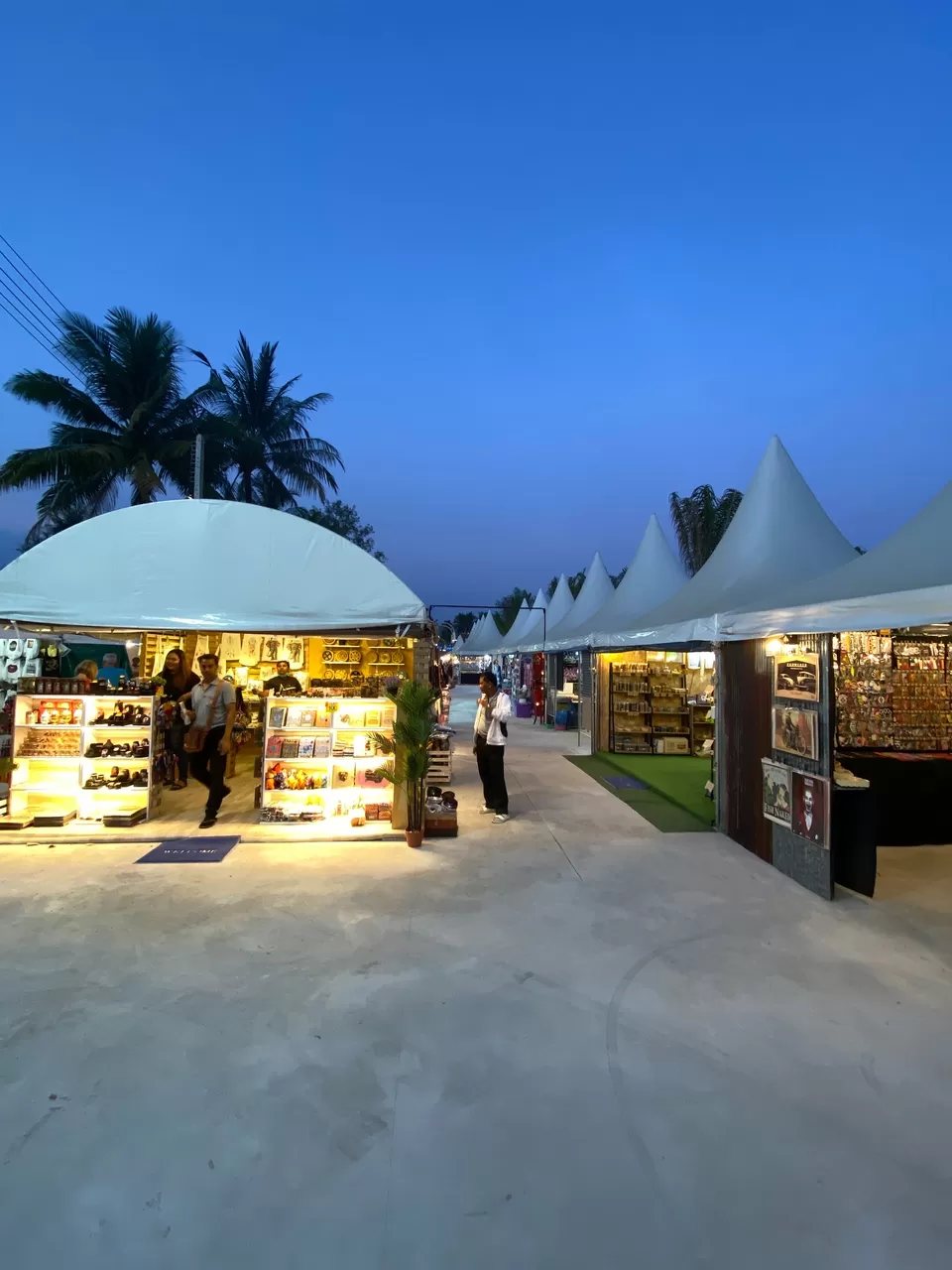 Photo of Ao Nang Night Market, Soy 8, Ban, Ao Nang, Mueang Krabi District, Krabi, Thailand by Yoganand