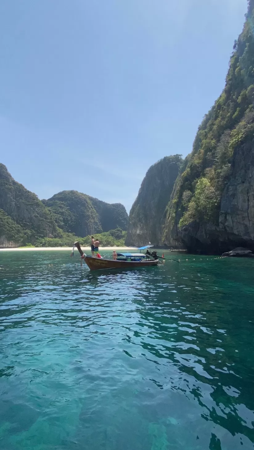Photo of Maya Bay, Thailand by Yoganand