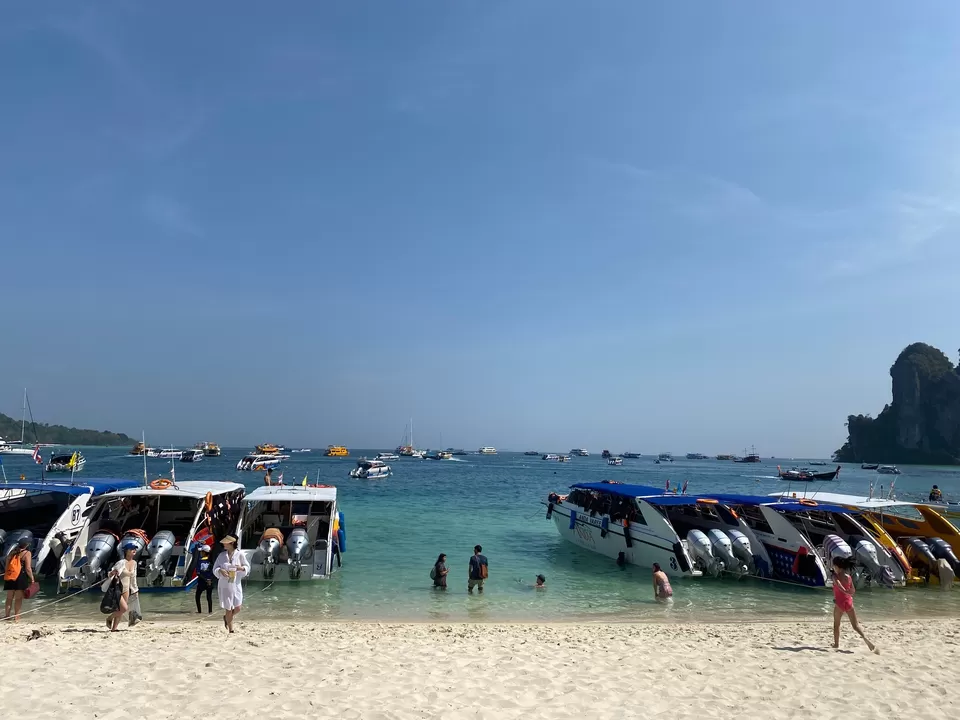 Photo of Koh Phi Phi Don, Ao Nang, Mueang Krabi District, Krabi, Thailand by Yoganand