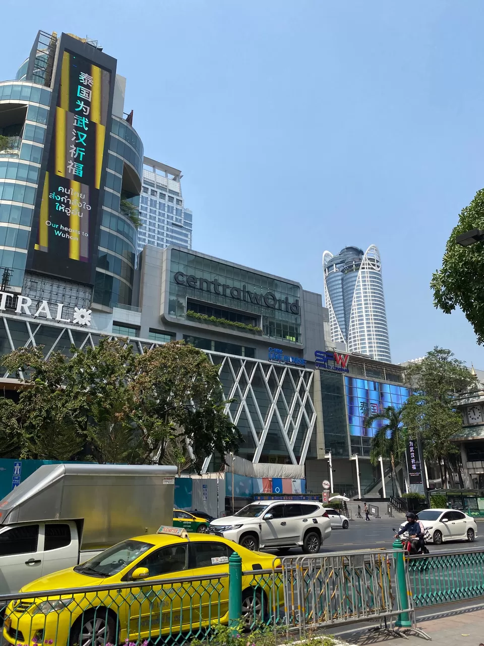 Photo of Siam Square One, Rama I Road, Pathum Wan, Pathum Wan District, Bangkok, Thailand by Yoganand