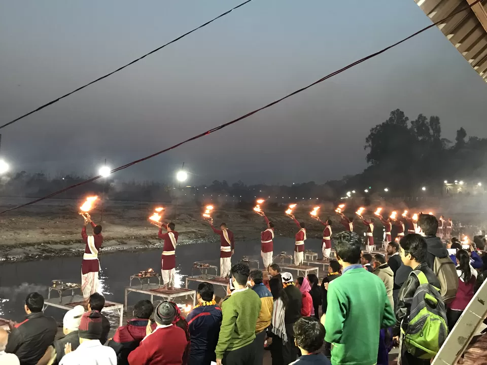 Photo of Triveni Ghat Aarti Point, Asthapath, Mayakund, Rishikesh, Uttarakhand, India by Yoganand
