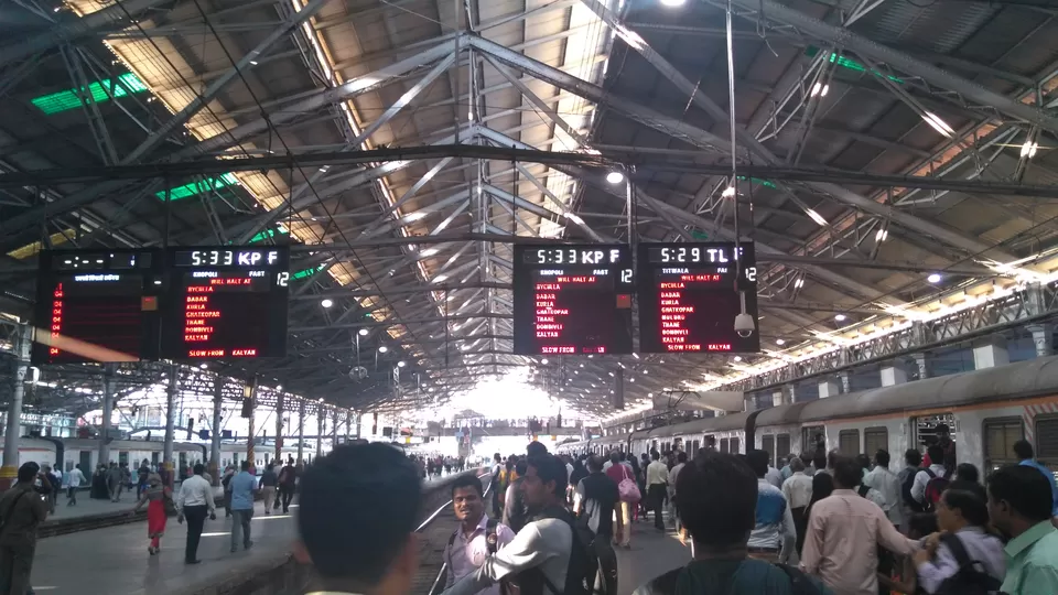 Photo of Chhatrapati Shivaji Terminus Area, Mumbai, Maharashtra, India by Gautam Vaishnav - IG: Gautii009