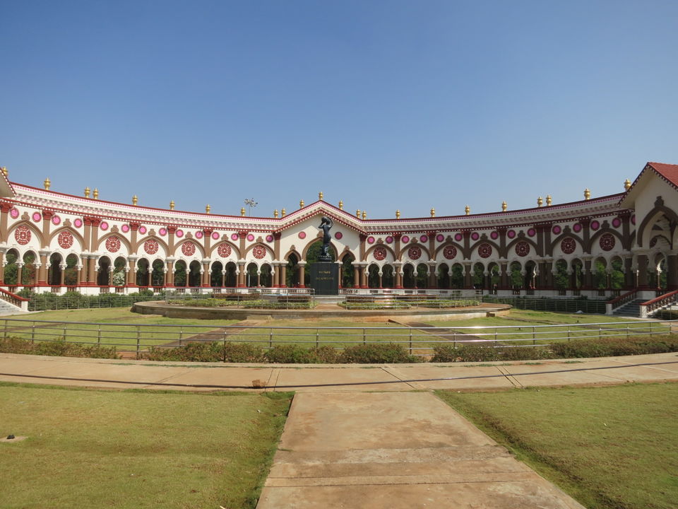 Photo of Almatti Dam, Araladinni, Karnataka, India by Gautam Vaishnav