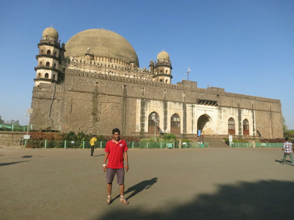 Photo of Vijayapura, Karnataka, India by Gautam Vaishnav