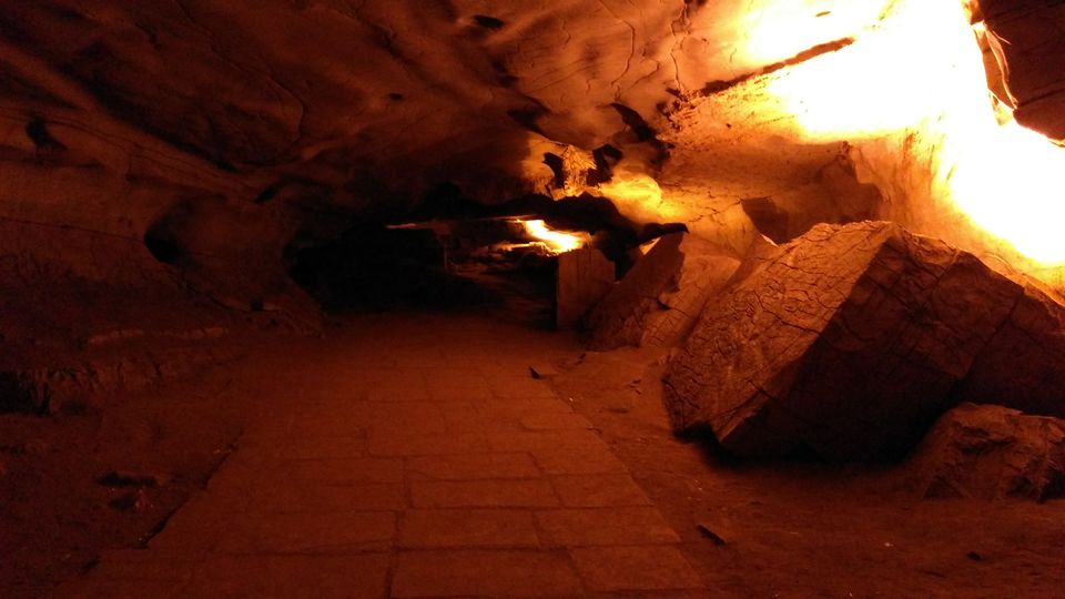 Photo of Travelled to belum caves and grand canyon on low budget by public transport in 960rs. by Gautam Vaishnav - IG: Gautii009