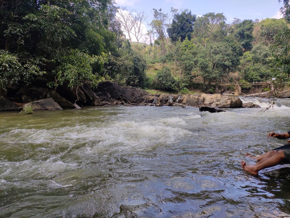 Photo of Mookanamane Waterfalls, Jedigadde, Karnataka, India by Jaya Saravanan