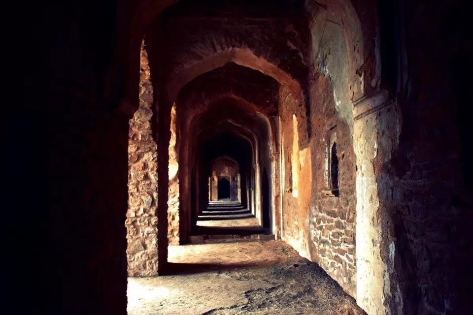 Photo of Bhangarh by Sayan Debnath