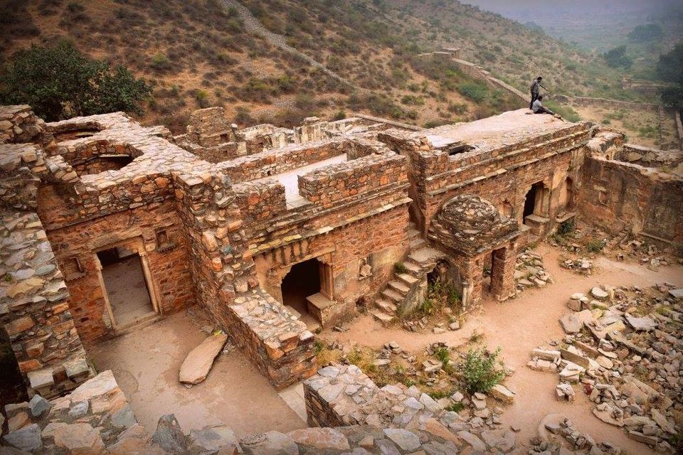 Photo of Bhangarh..the Ruined Fort City!!! 26/30 by Sayan Debnath