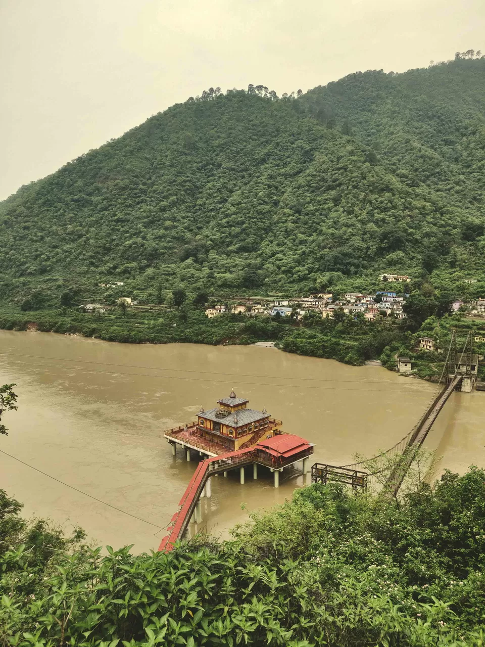 Photo of Dhari Devi Mandir, Kalyasaur, Uttarakhand, India by Vanita Vig