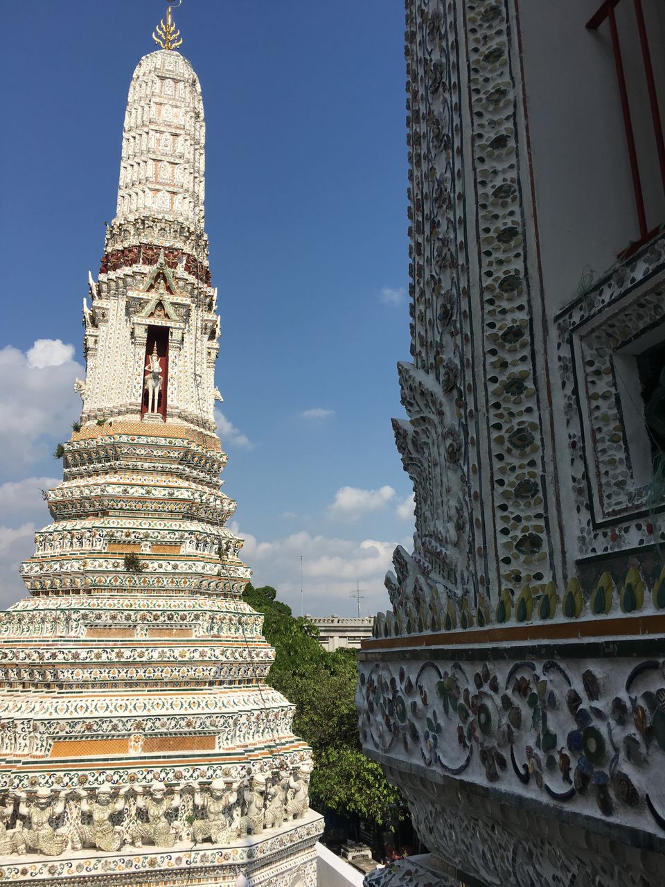 Photo of Wat Arun Bangkok Thailand by Parveen Choudhury