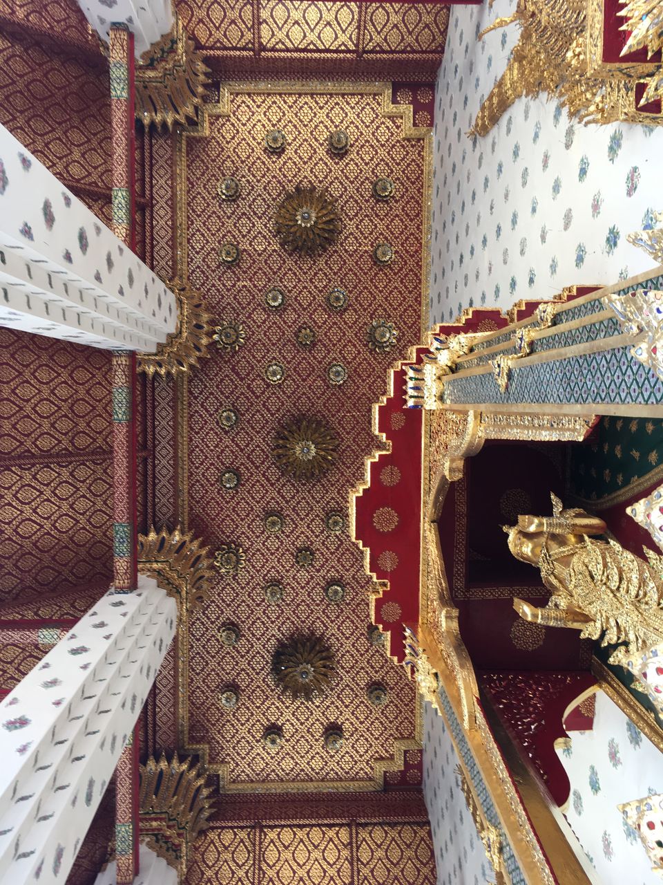 Photo of Wat Arun Bangkok Thailand by Parveen Choudhury