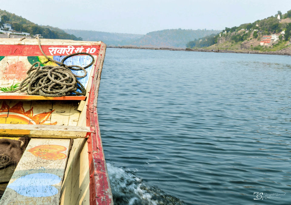 Photo of Omkareshwar, Madhya Pradesh, India by Suyash Saxena