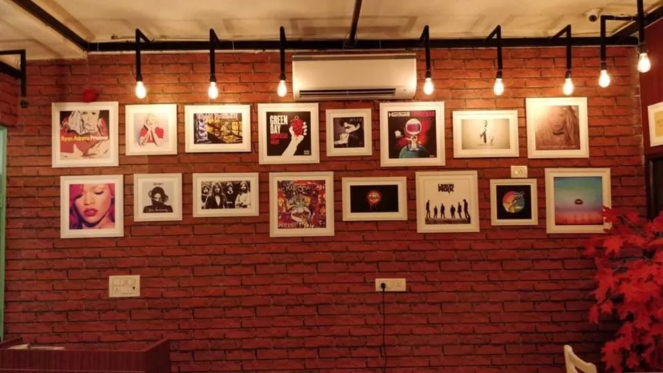 Photo of OH HI YO, dda market 3, Masjid Moth, Greater Kailash, New Delhi, Delhi, India by Pallavi 