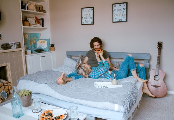 Photo of Tinder Surfing and Other Crazy Trends of 2019 That Let You Travel for Free 2/13 by Pallavi Paul