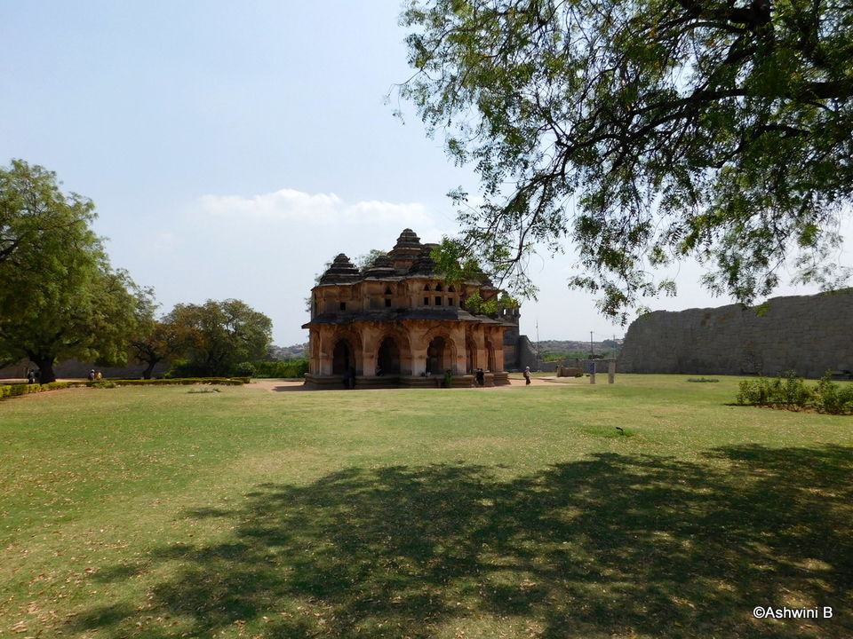 Photo of Lotus Mahal Hampi, State Highway 131, Hampi, Karnataka, India by Rj