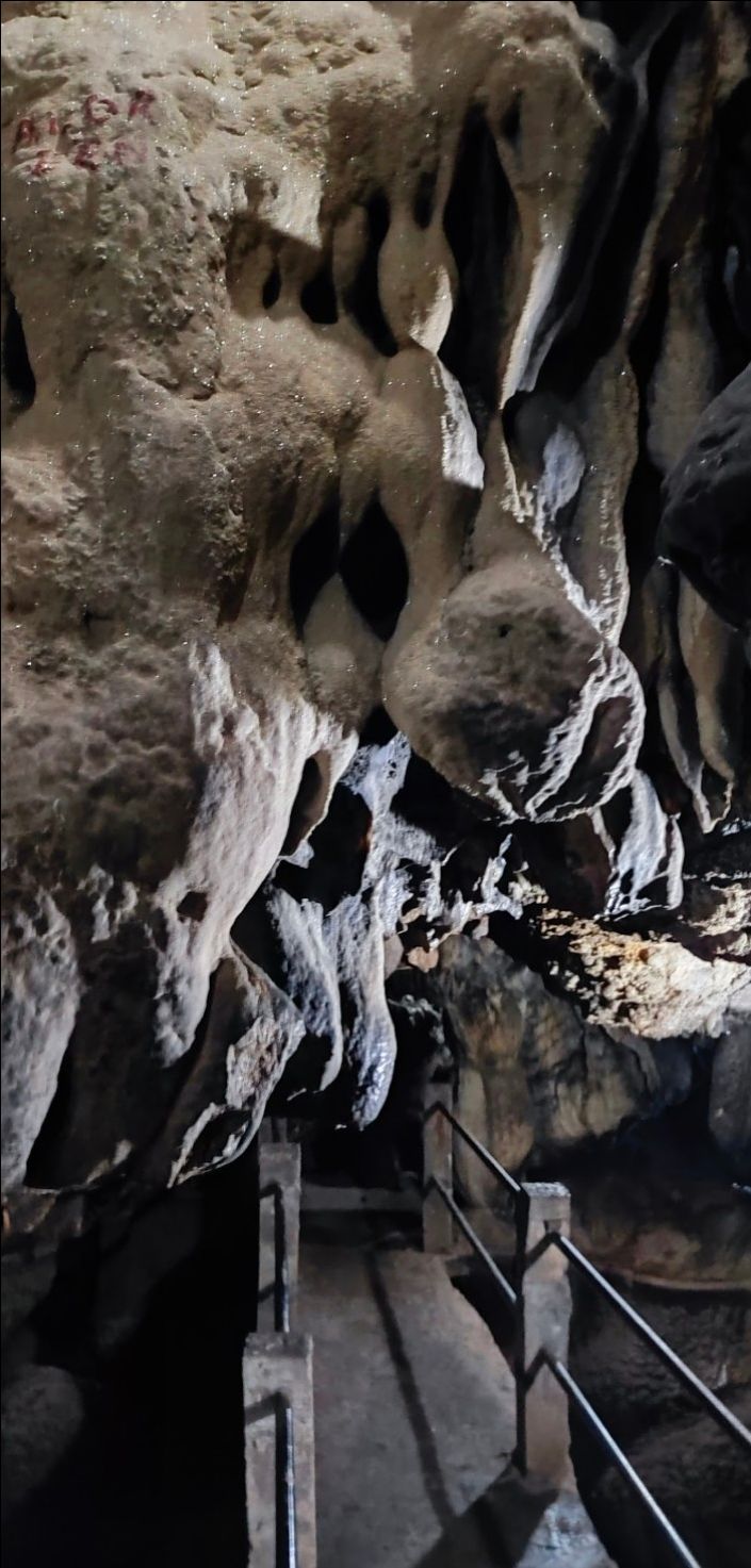Photo of Mawsmai Cave, Cherrapunji, Meghalaya, India by Nithin S P
