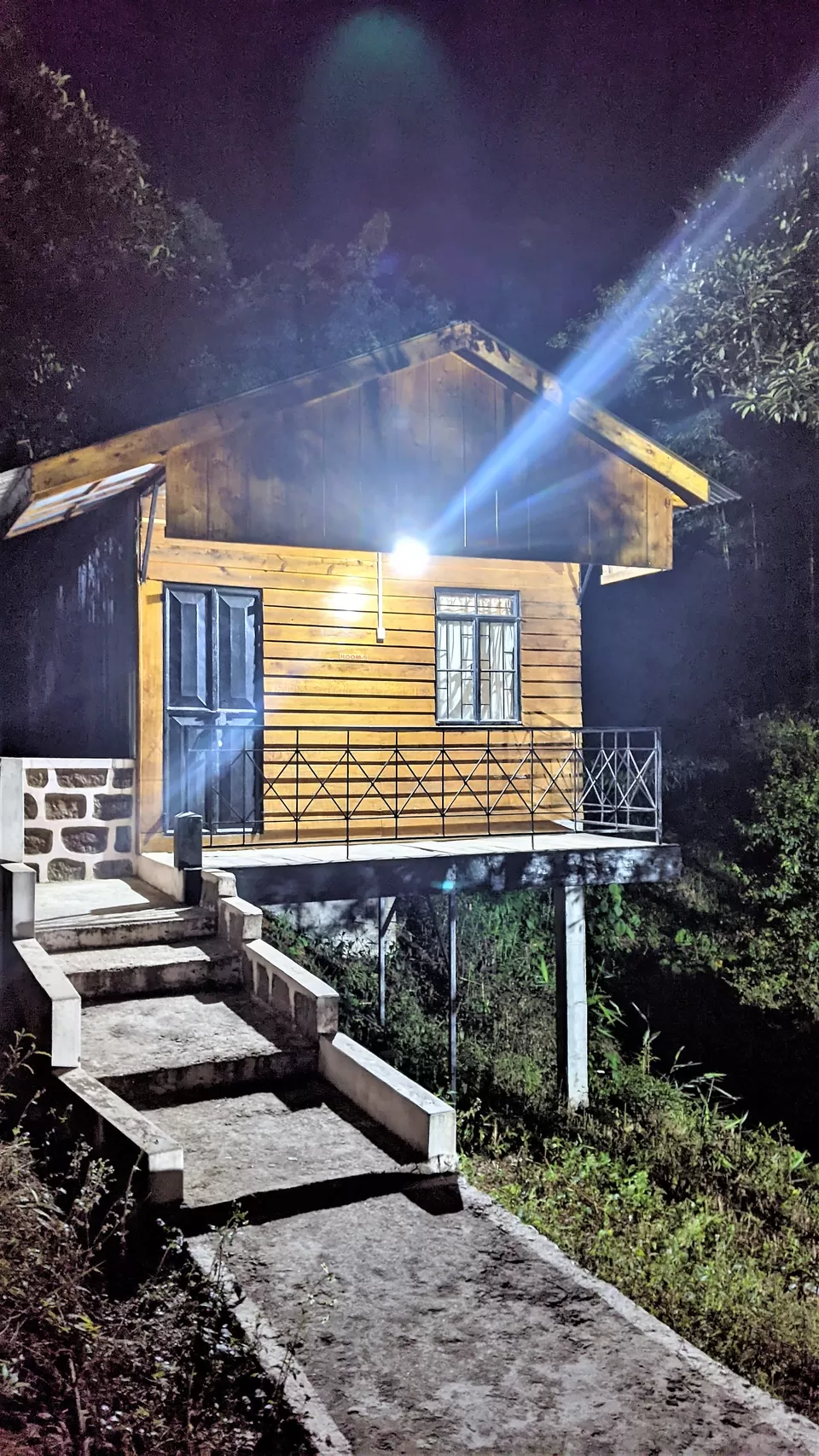 Photo of Hillside Highway Cottages, Pynursla, Meghalaya, India by Nithin S P