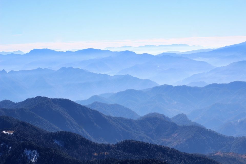Photo of Standing in the Middle of a Himalayan Amphitheater: My Trek to Tungnath-Chandrashila by Hrishikesh Baruah