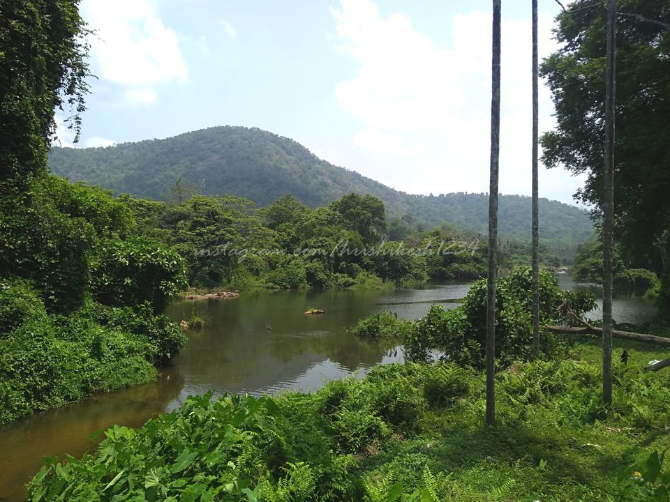 Photo of Mookkannoor Ezhattumugham Road, Mookkannoor, Kerala, India by Hrishikesh Baruah