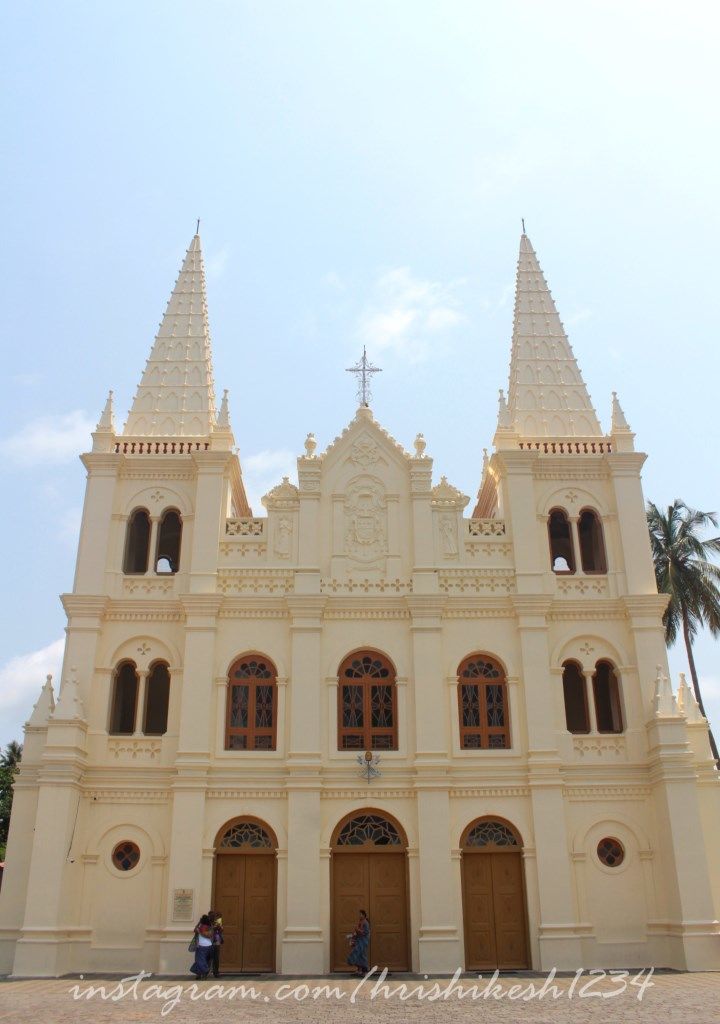 Photo of Santa Cruz Cathedral Basilica, Fort Nagar, Fort Kochi, Kochi, Kerala, India by Hrishikesh Baruah