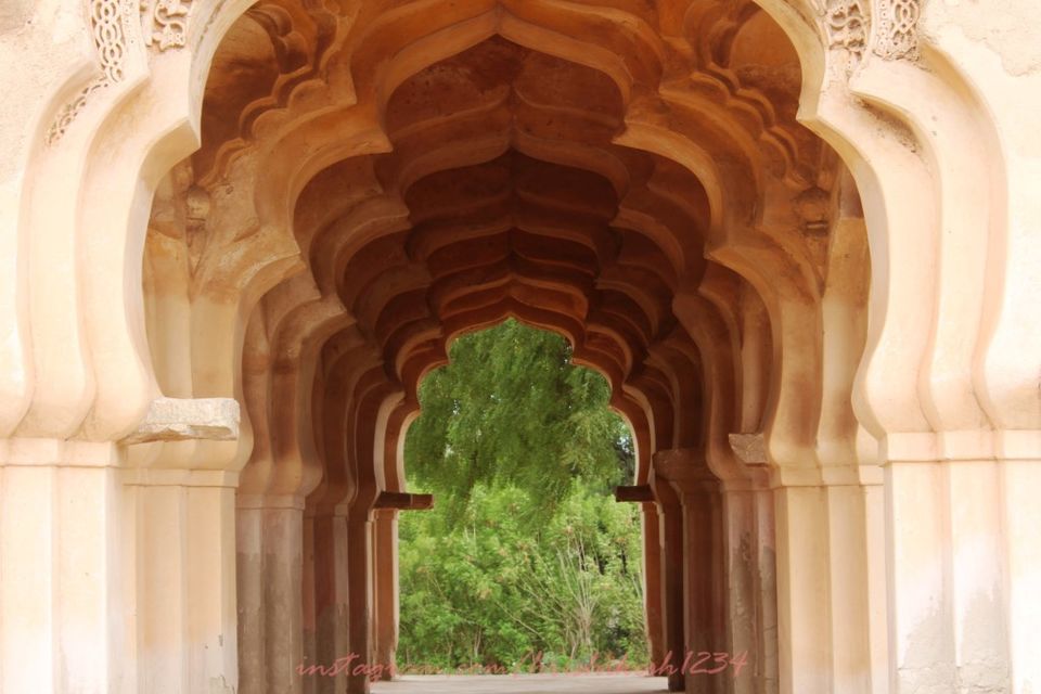 Photo of Lotus Mahal Hampi, Hampi, Karnataka, India by Hrishikesh Baruah