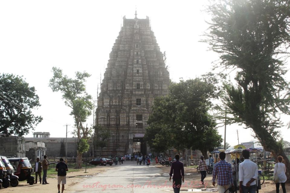 Photo of Virupaksha Temple East Gopura, Hampi, Karnataka, India by Hrishikesh Baruah
