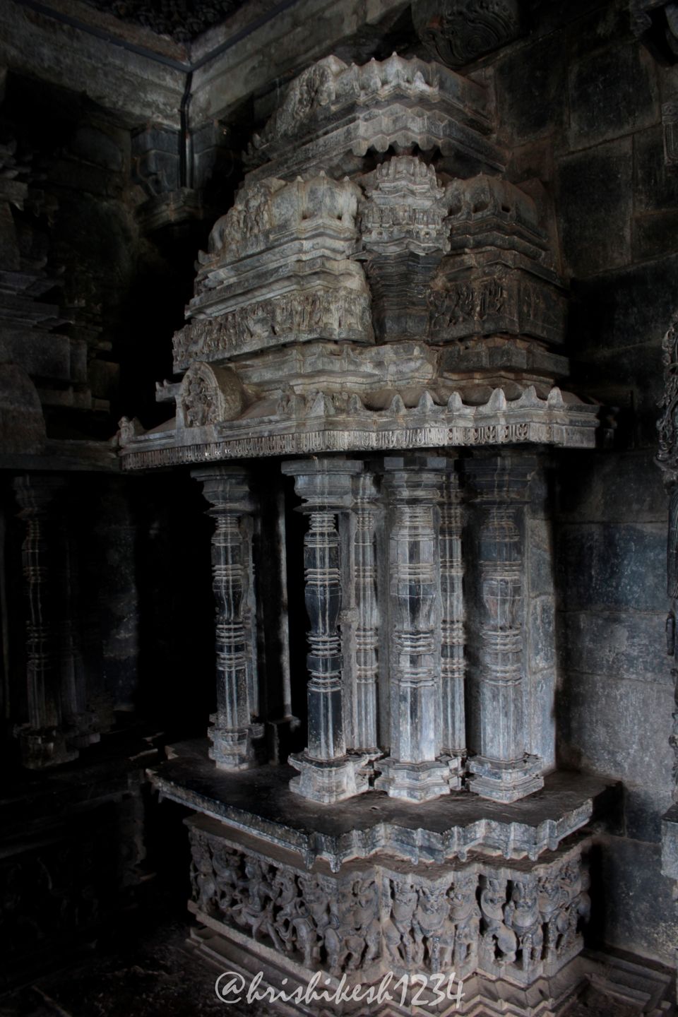 Photo of Hoysaleshwara Temple, Halebeedu, Karnataka, India by Hrishikesh Baruah