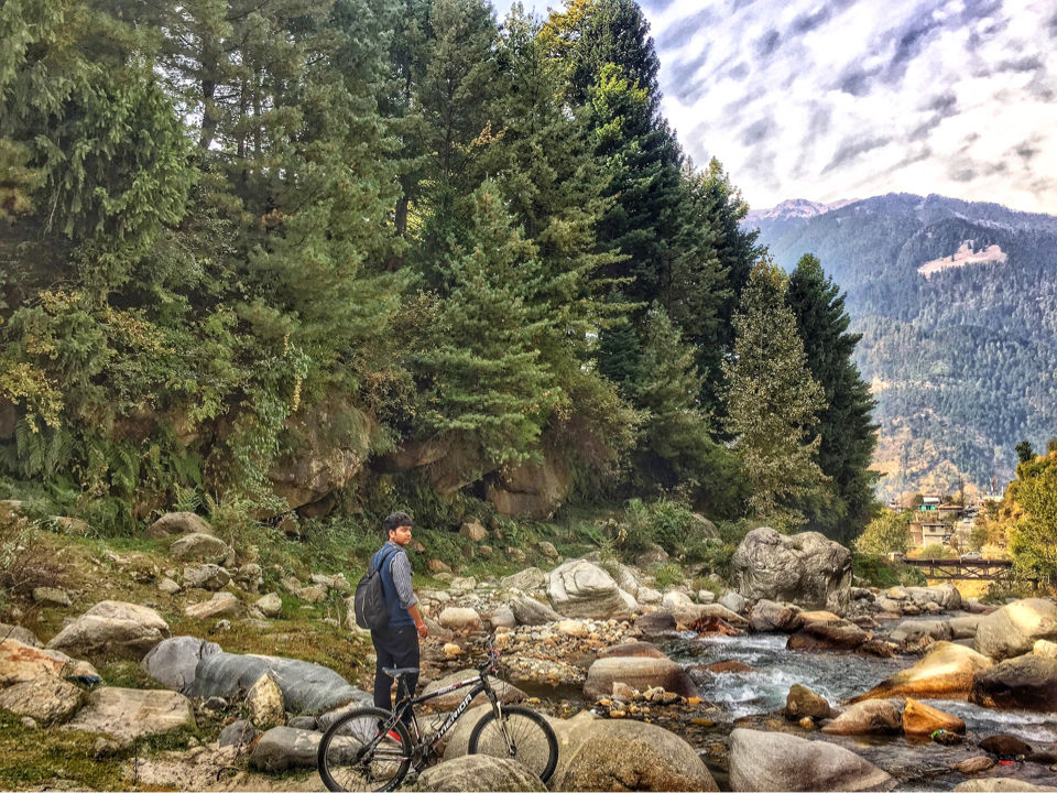 Photo of Jagatsukh, Himachal Pradesh, India by Pavan Sai Ch