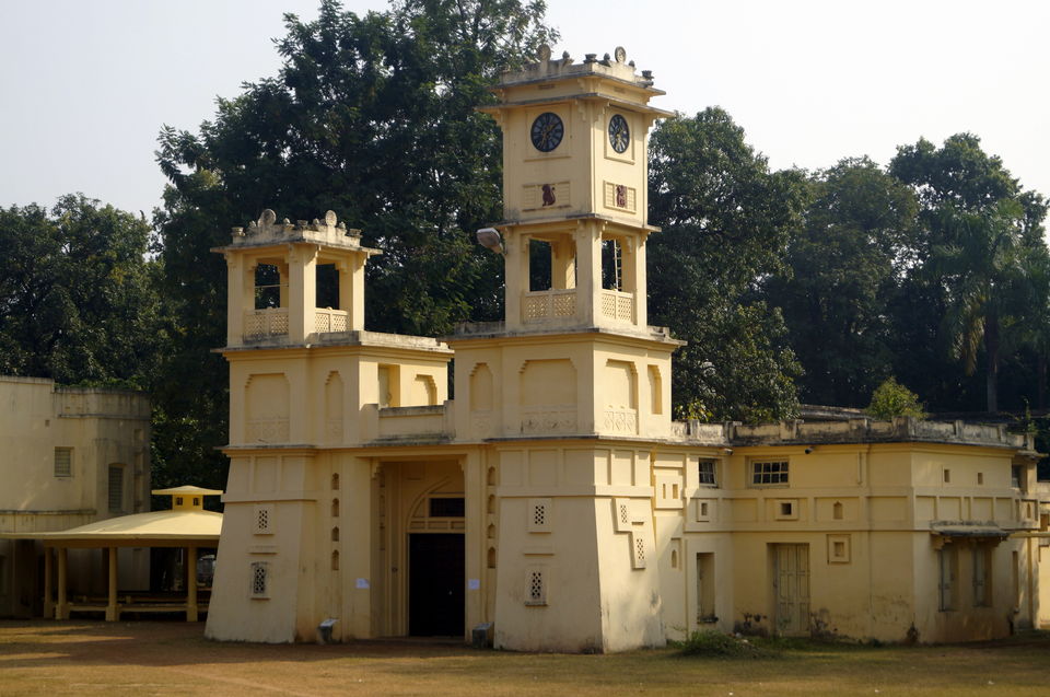 Photo of Visva Bharati Santiniketan Central Office, Santiniketan, West Bengal, India by Kshitiz Goliya