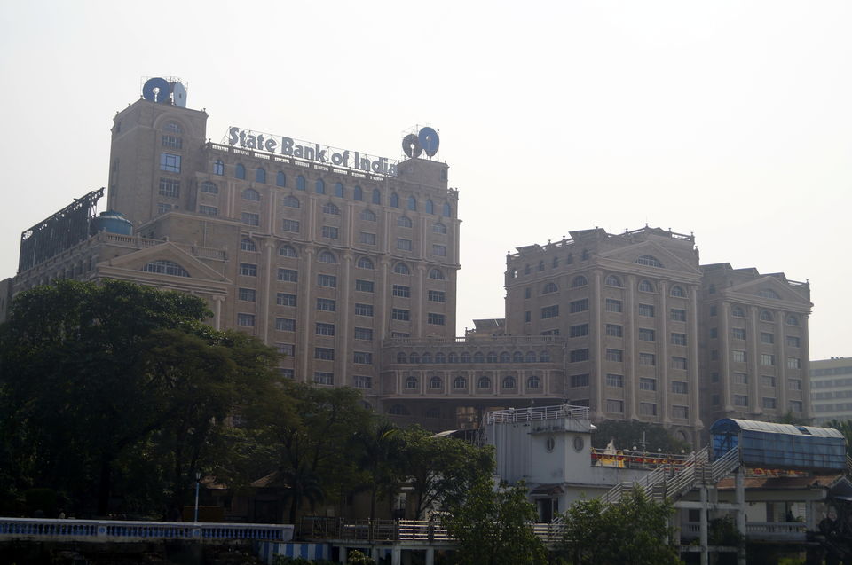 Photo of KOLKATA: the old and the new; together by Kshitiz Goliya
