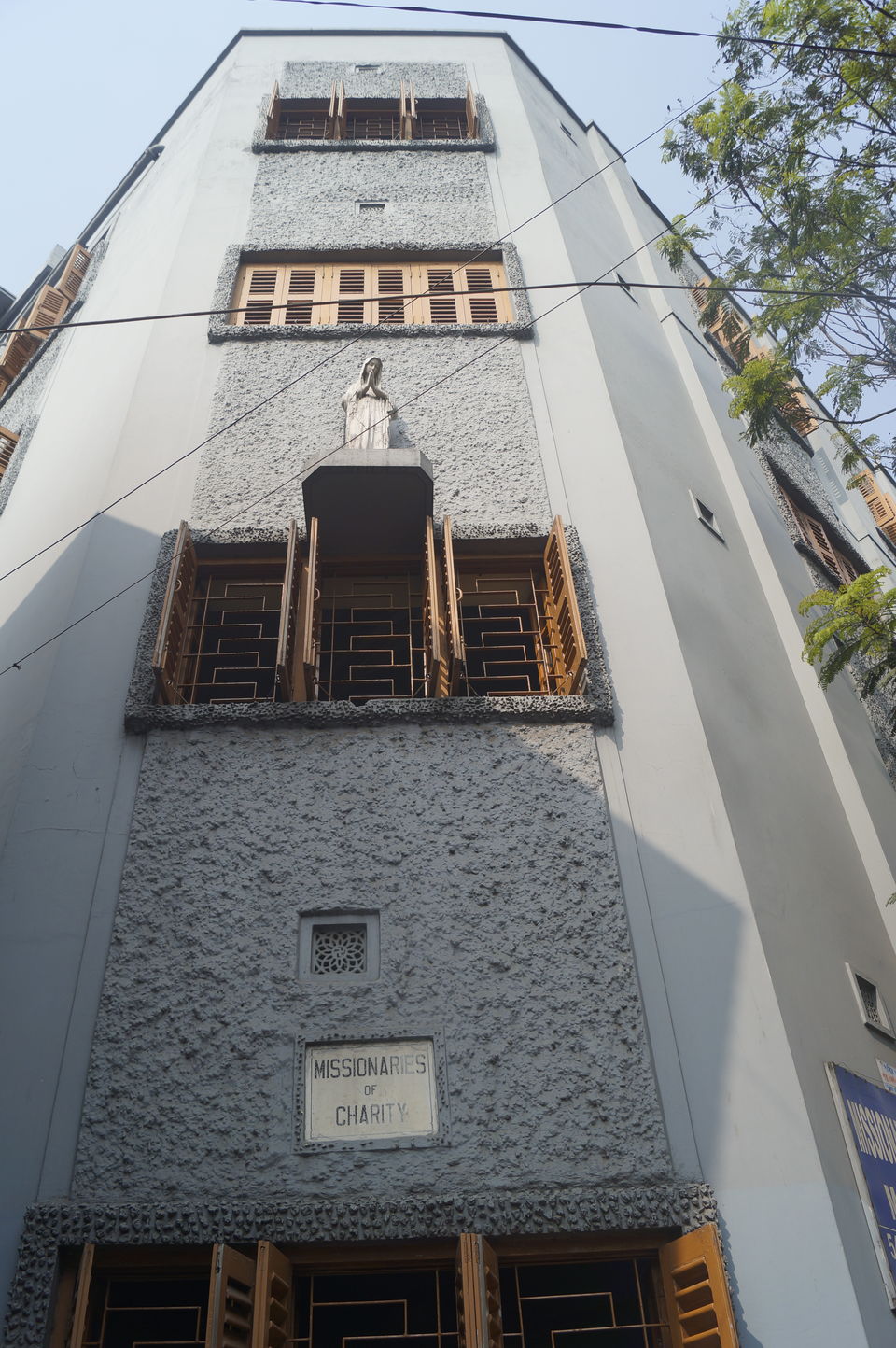 Photo of Mother Teresa house, Kolkata, West Bengal, India by Kshitiz Goliya