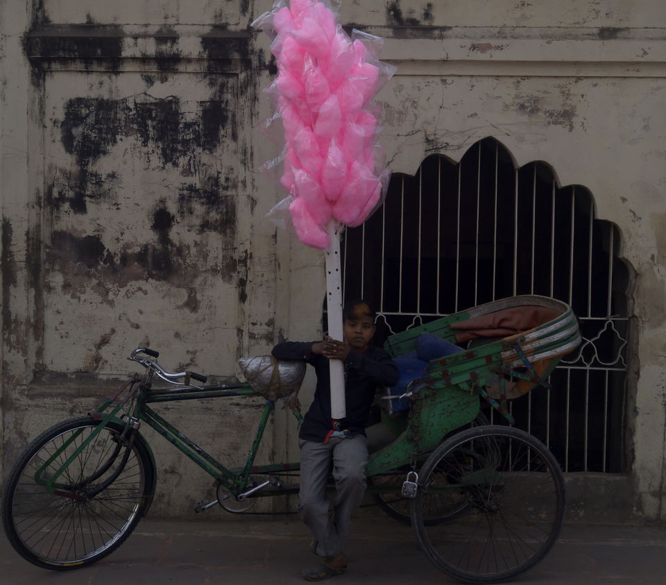 Photo of Rumi Darwaza, Hussainabad Road, Lajpat Nagar Colony, Lajpat Nagar, Machchhi Bhavan, Lucknow, Uttar Pradesh, India by Kshitiz Goliya