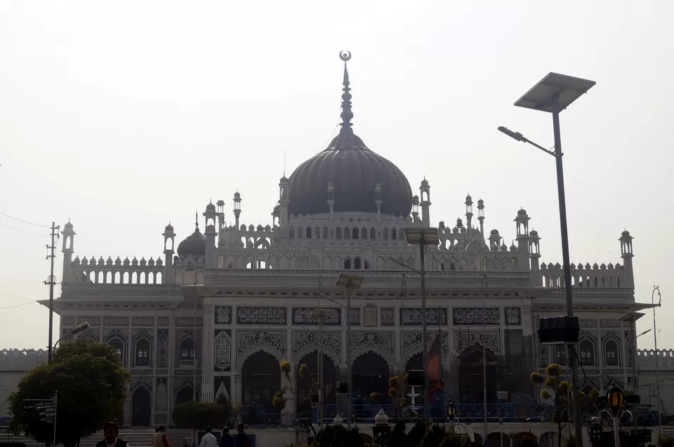 Photo of Chota Imambara, Hussainabad Road, Daulatganj, Lucknow, Uttar Pradesh, India by Kshitiz Goliya