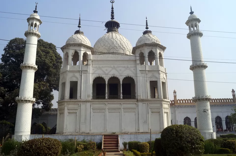 Photo of Chota Imambara, Hussainabad Road, Daulatganj, Lucknow, Uttar Pradesh, India by Kshitiz Goliya