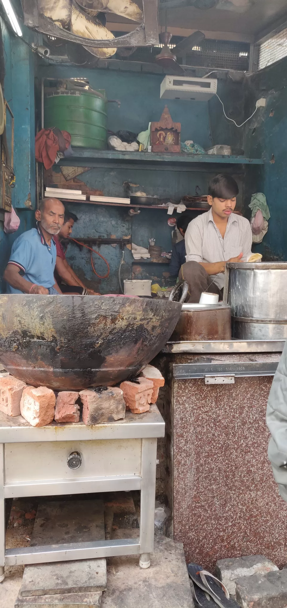 Photo of Bajpai Kachori Bhandar, Shahnajaf Road, 2nd Floor, Hazratganj, Lucknow, Uttar Pradesh, India by Kshitiz Goliya