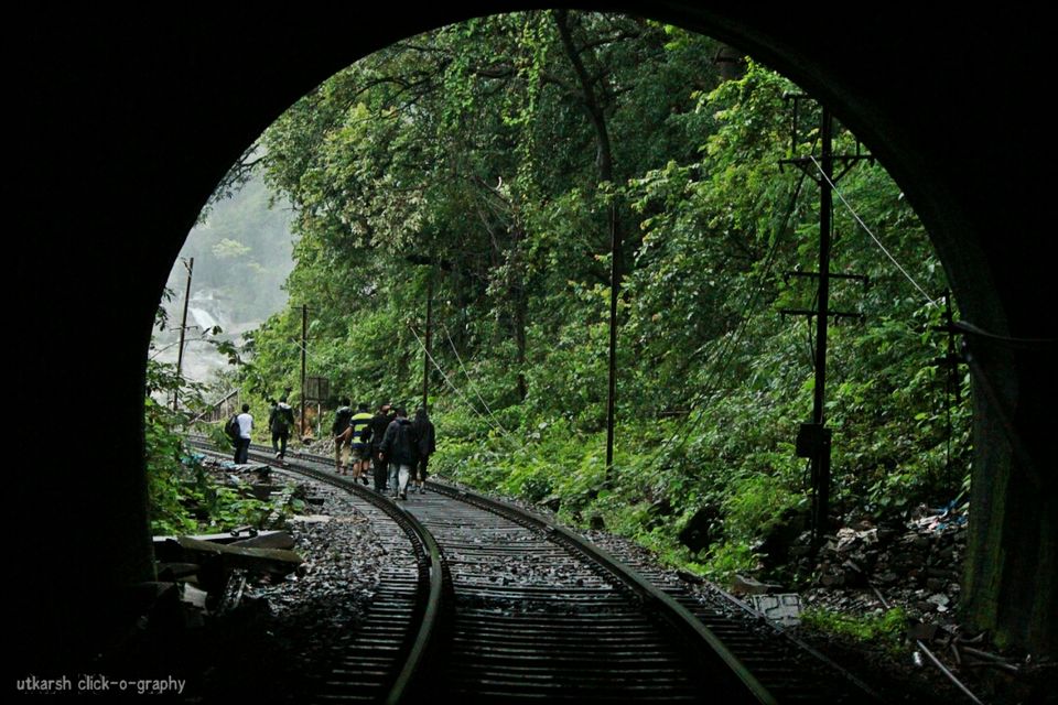 Photo of Dudhsagar Falls Railway Bridge, DoodhSagar Waterfalls Trail, Sonaulim, Goa, India by UTKARSH GUPTA