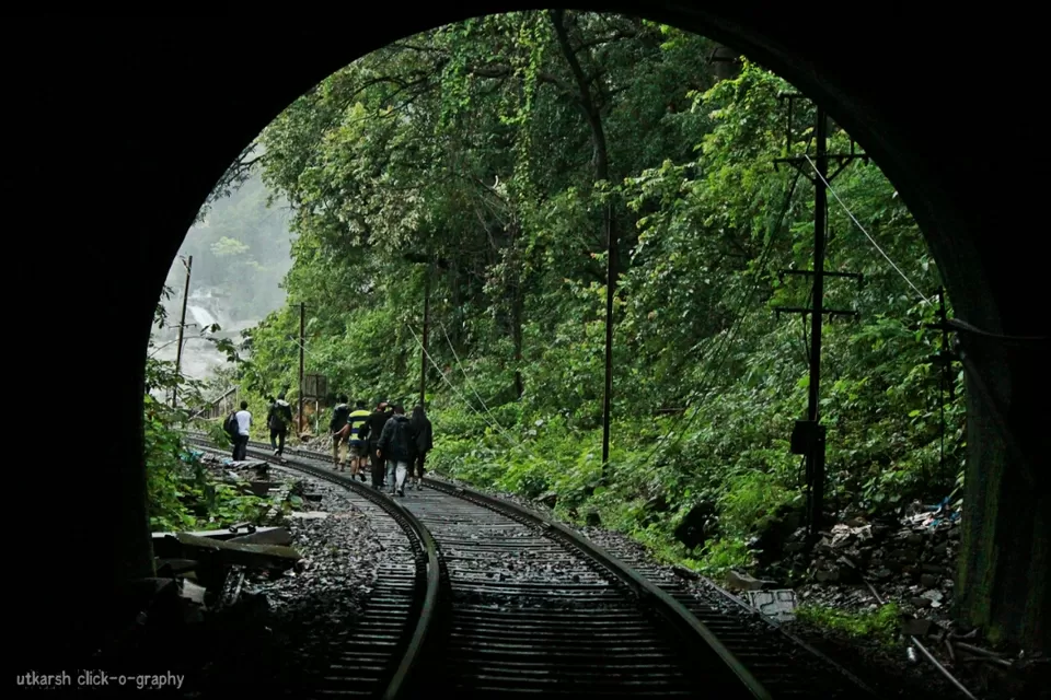 Photo of Dudhsagar Falls Railway Bridge, DoodhSagar Waterfalls Trail, Sonaulim, Goa, India by UTKARSH GUPTA
