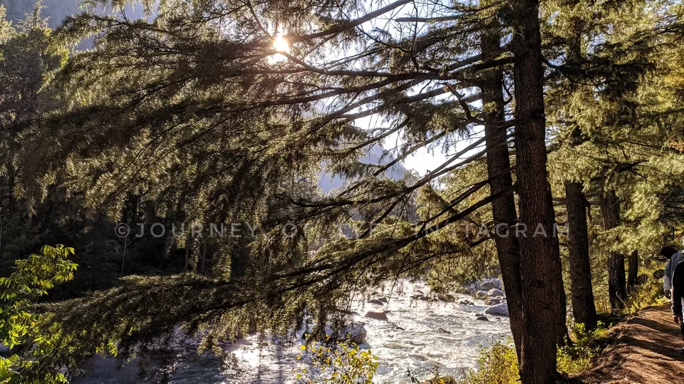 Photo of Chalal Trek Trail, Himachal Pradesh, India by Pralay