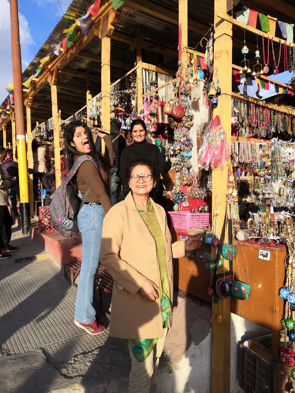 Photo of Leh'd with the family by kriti
