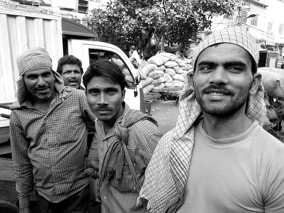 Photo of Spicy stories from the Khari Baoli spice market! by Sakie Ariyawansa