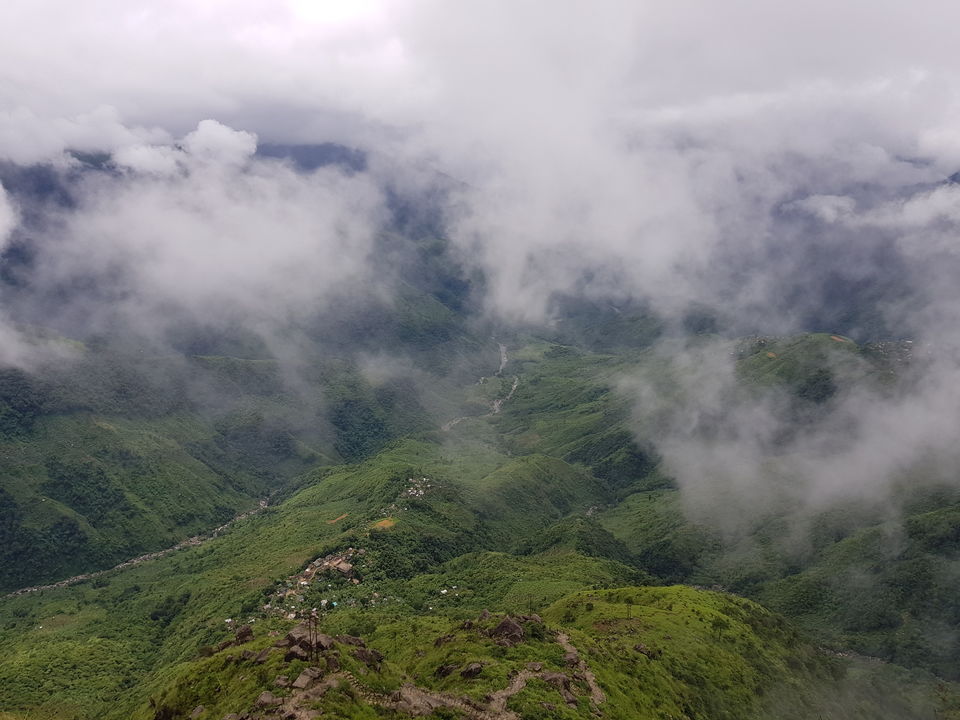 Photo of Laitlum Grand Canyon, Meghalaya, India by Prasanth